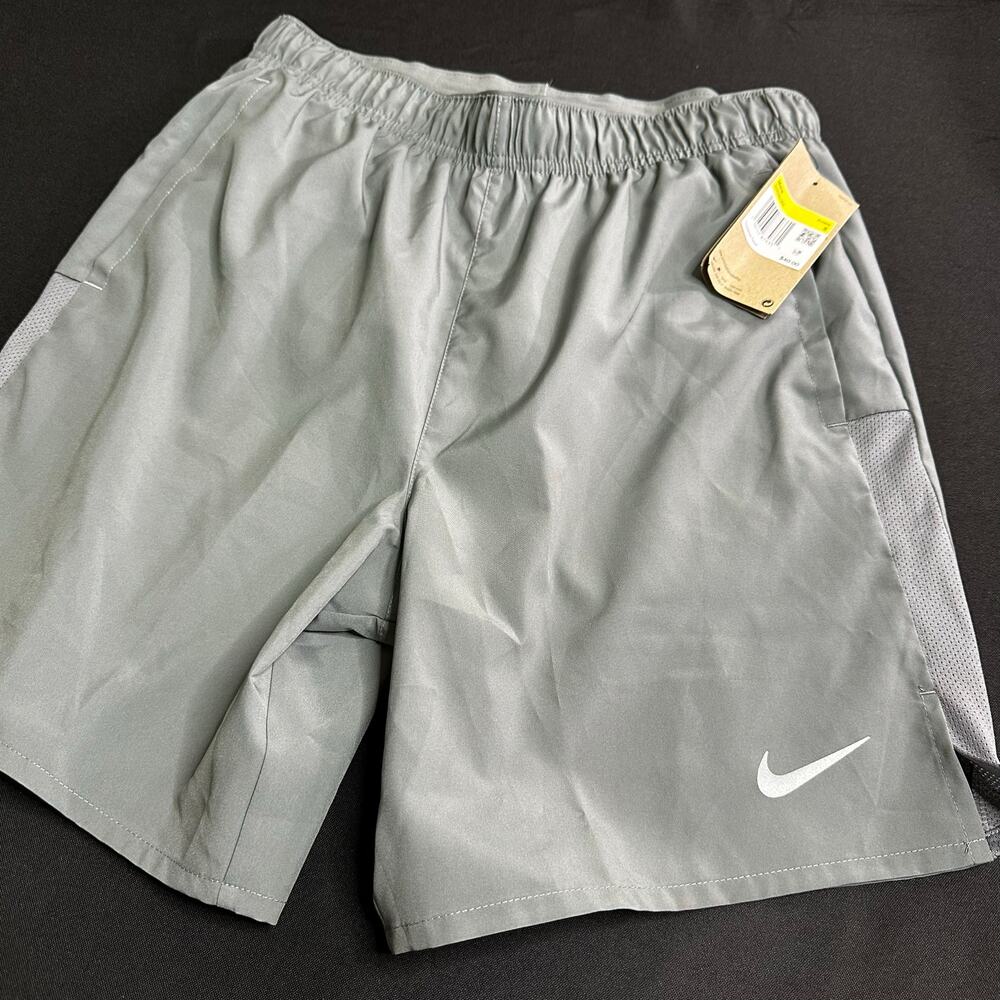 SMALL NIKE MENS SHORTS GRAY NWT